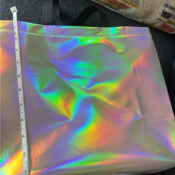 BUNDLE OF FIVE 13”x11” Iridescent Tote Bags BRAND NEW - Picture 6 of 10